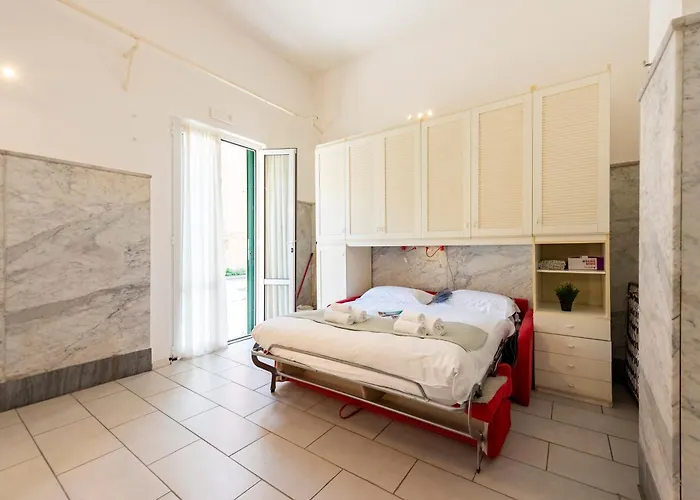 Vernazzola In - Happy * Генуя